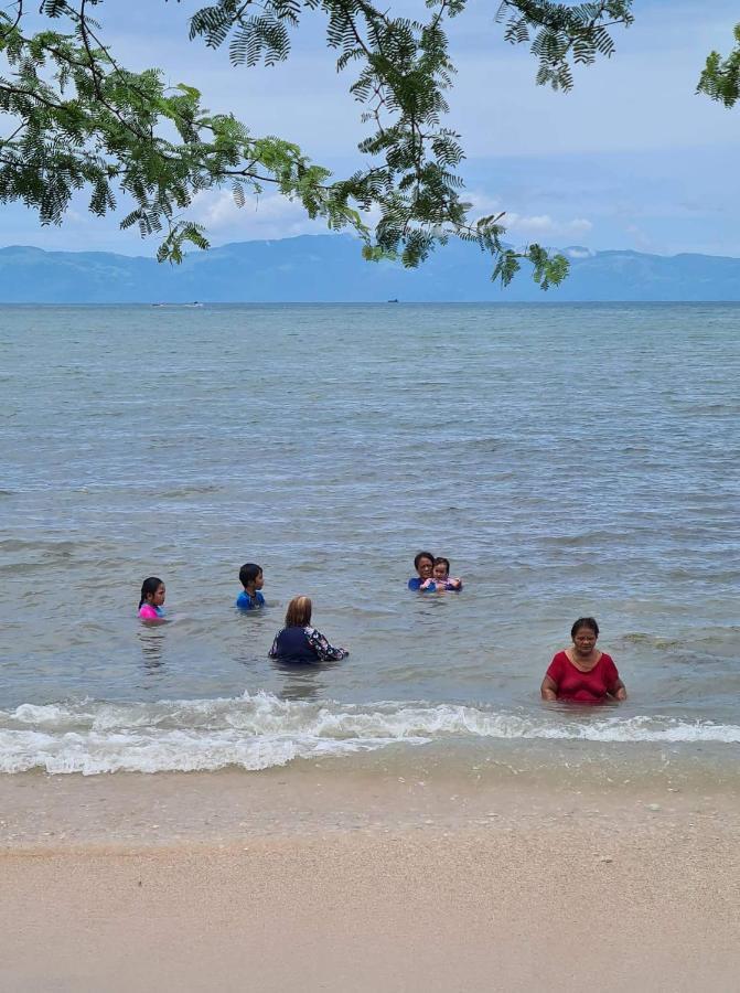 Calatagan'S Bahay Kubo - With Beach Access Exterior foto