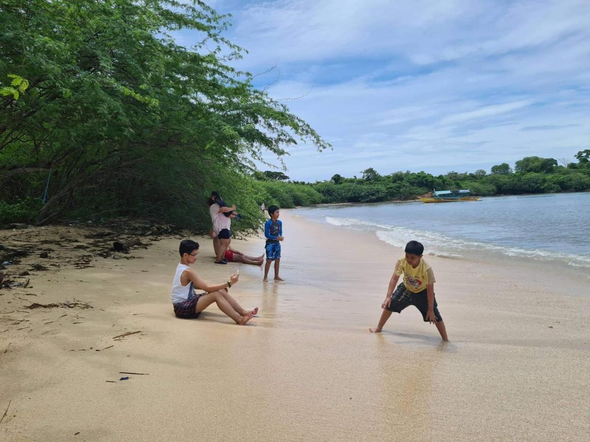 Calatagan'S Bahay Kubo - With Beach Access Exterior foto